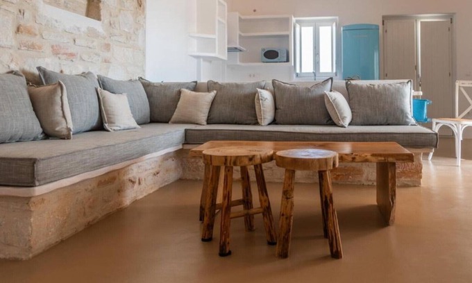 Piso Livadi Villa | Aegean Feelings - Luxury Villa Awe with Private Pool close to Piso Livadi Beach