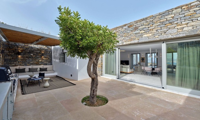 Paros Villa | Aegean Hestia Luxury Villa of Paros
