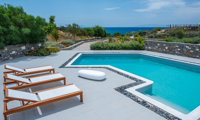 Chrissi Akti Villa | Aelia Grand Villa by Fantasia Villas