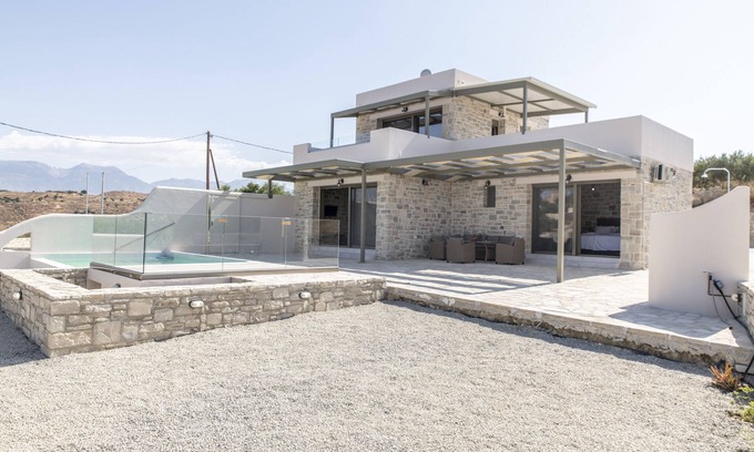 Pitsidia Villa | AEONIOS LUXURY VILLA