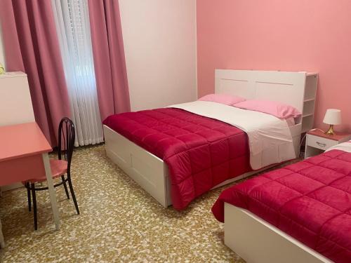 Azzano San Paolo House | aeroporto room1