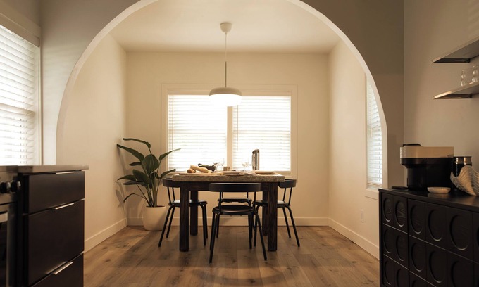 Dixon House | Aesthetic 2-bedroom house in welcoming Dixon near downtown Dixon.