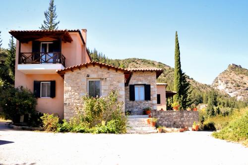 Mystras Villa | Aesthetic Delight - Stone Villa in Mystras