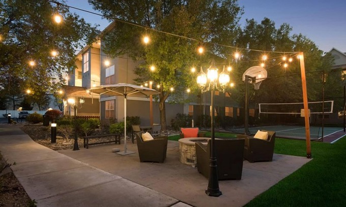 Reno/Tahoe Airport Hotel | Aesthetically Pleasing Resort Unit w/Full Kitchen, Near Fleischmann Planetarium