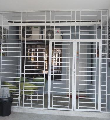 Beranang House | Afeena Homestay Bandar Tasik Kesuma