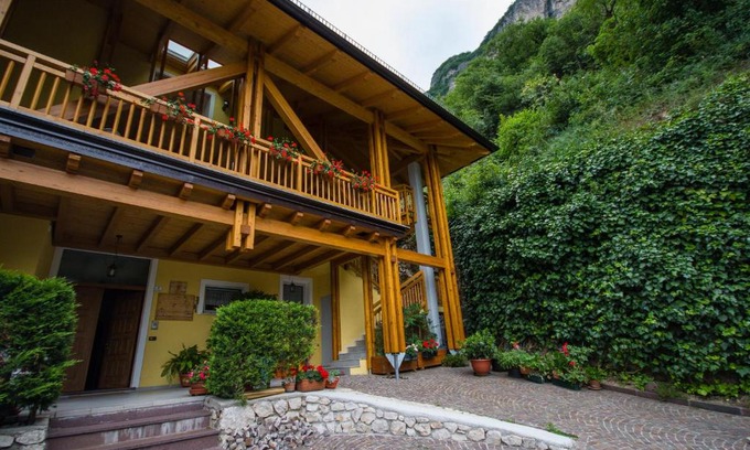Faedo House | Affittacamere La Ferrata