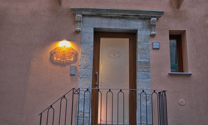 Nicosia House | Affittacamere La Madonnina