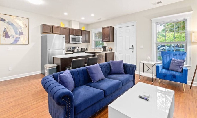 Midtown Apartment | Affordable 2-BR Heart of Detroit