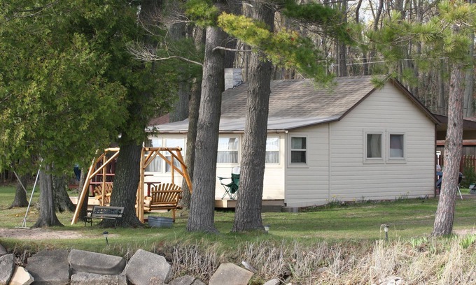 Lake Township Cottage | Affordable Family Fun on the Platte Lakes Van Hammen Cottage #3