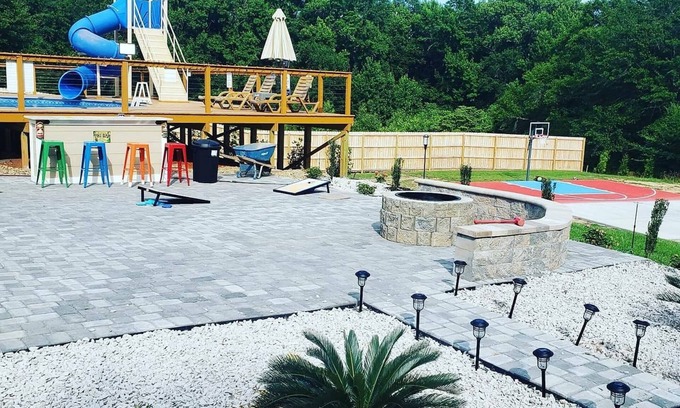 Rock Hill House | Affordable Fun House