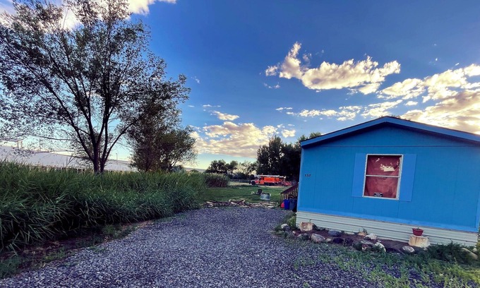 Hotchkiss House | Affordable lodging located perfectly for hunters and skiers