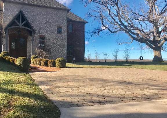 Quincy Villa | Affordable Luxury Mansion