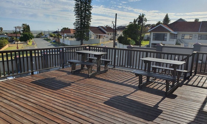 East London Bed & Breakfast | Affordable Luxury