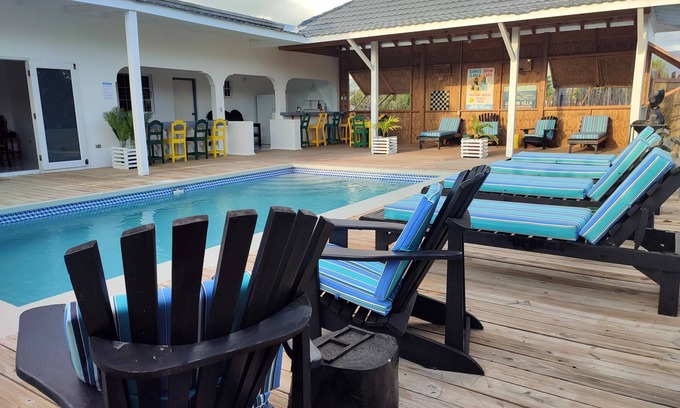 Treasure Beach Villa | Affordable Newly Renovated 5 Bedroom Villa with Pool. 3 Minute Walk to Beach.
