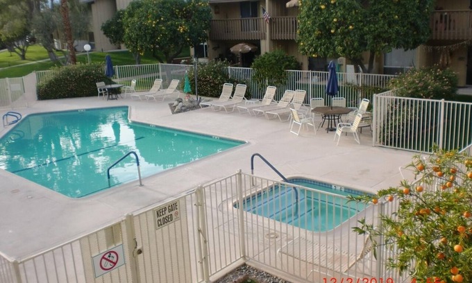 Palm Desert Condo | Affordable Palm Desert Condo. Near Tennis Gardens, Public Golf, Dog Park.