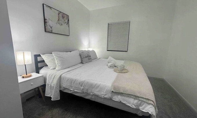 Rotterdam Apartment | Affordable Stay Near Proctors-A8
