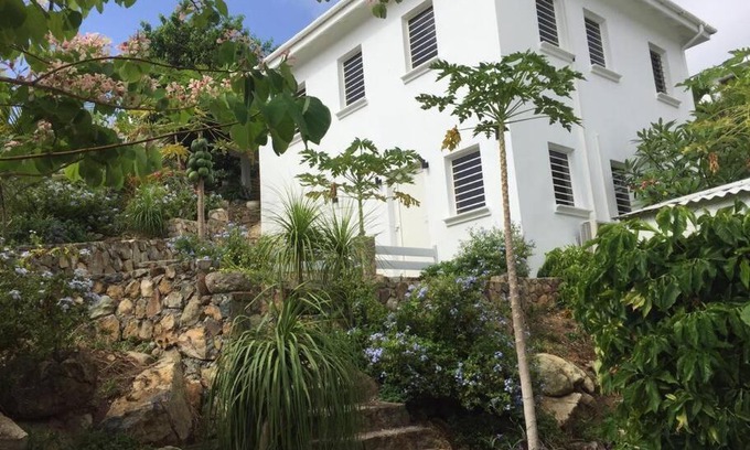 Upper Prince's Quarter House | Affordable 2B and 2B Cottage in Dawn Beach area