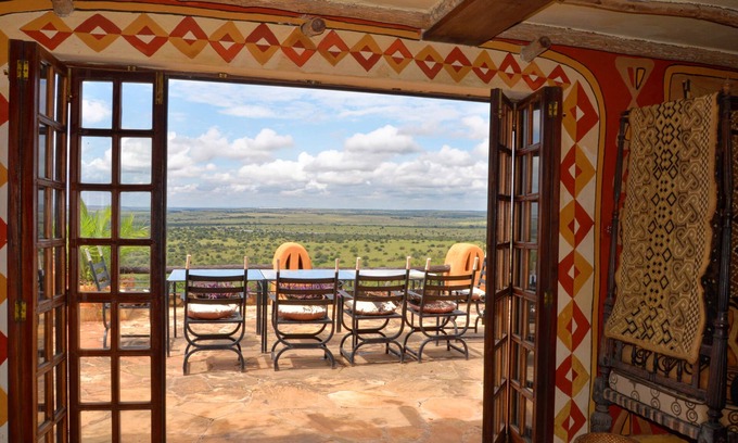 Mlolongo Bed & Breakfast | African Heritage House