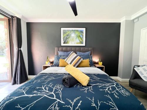 Pretoria House | Afrique134 Willow Tree Private Garden Suite