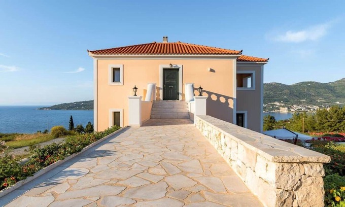 Samos Apartment | Afroditi – Sea View Suite with Balcony, Sleeps 4