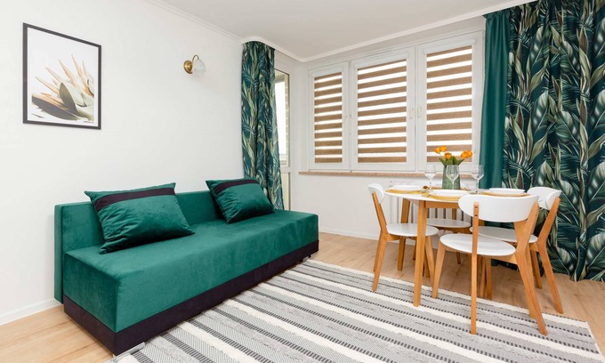 Saska Kepa Apartment | Afrykańska 12 | Spacious Apartment | Close to PGE