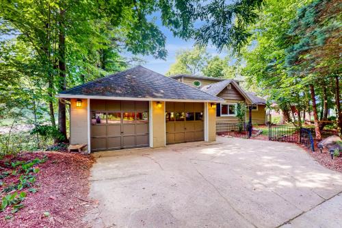 Fennville House | Afterglow