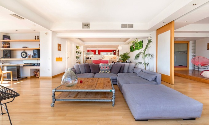 Psirri Apartment | “AGORA LOFT” -Athens Historical Center-Luxury apartment with outdoor Jacuzzi