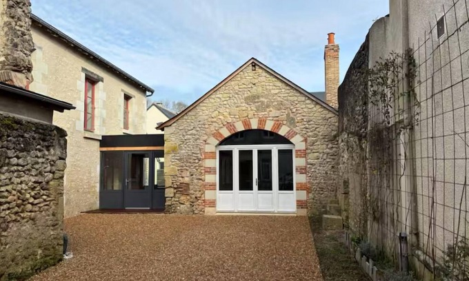 Vernou-sur-Brenne House | Agréable Maison Ancien Palais Pépin le Bref Tours Amboise