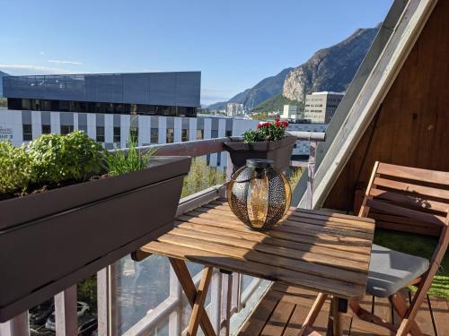 Secteur 1 Apartment | Agréable T2 dernier étage avec balcon & parking - Grenoble Europole