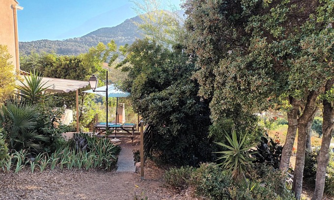 Alata House | Agréable T3 Meublé, Arboré Avec Jardin Privatif Proche Ajaccio