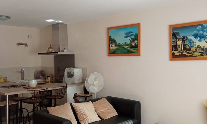 Roaix House | Agreable Maison DE Village Tout Confort