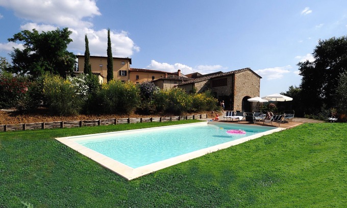 San Pietro in Bossolo House | Agriturismo Annita CASA PAOLA in Chianti area between Florence and Siena