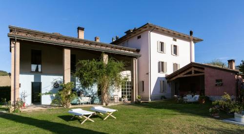 Fornovo di Taro House | Agriturismo CASA DELLE VIOLE