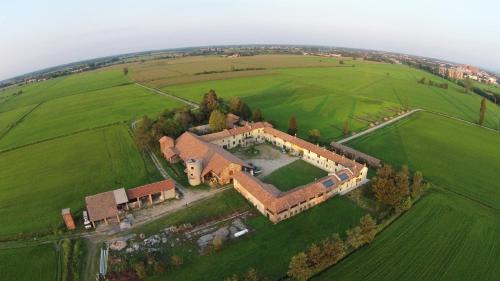 Pavia House | Agriturismo Cascina Mora
