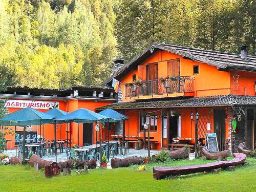 Calasca-Castiglione House | Agriturismo In Valle Sul Fiume