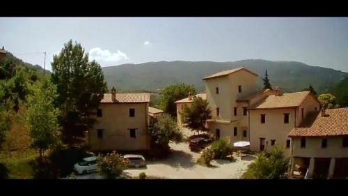 Valtopina House | Agriturismo Il Covo del Solengo