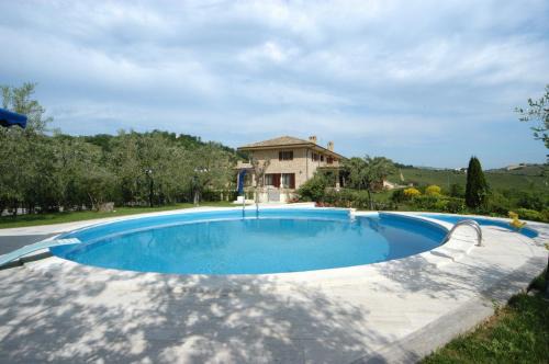 Castorano House | Agriturismo Il Crinale