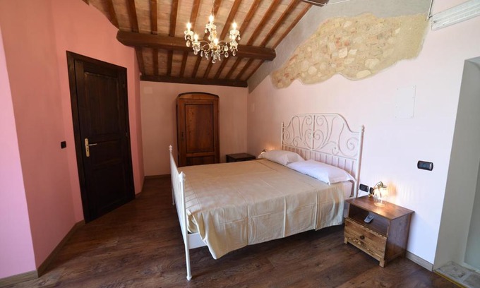Vacri House | Agriturismo " La Valle degli Ulivi"
