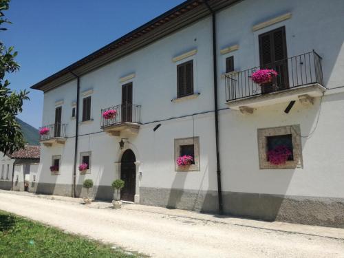Castel Sant'Angelo House | Agriturismo Sant'Erasmo
