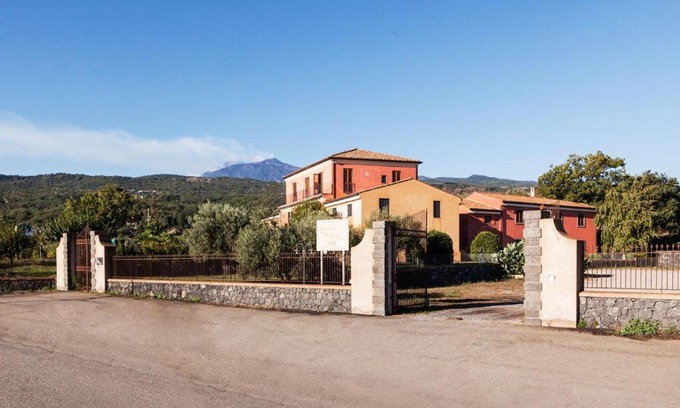 Linguaglossa House | Agriturismo Valle Galfina
