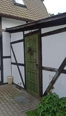 Leoncin House | Agroturystyka Stajnia Dorado Pokoje Gościnne i Apartamenty