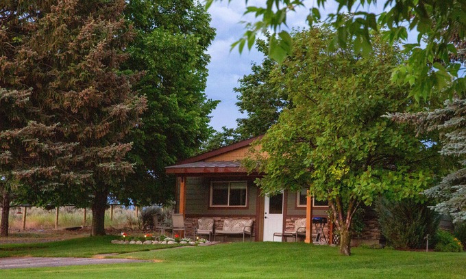 Stevensville Cabin | Ahhh, Montana! Peace & Quiet With Spectacular Views!