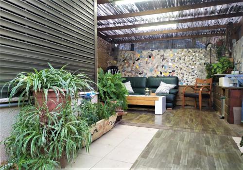 Hadera Apartment | Ahuzat Shaul - Apartment