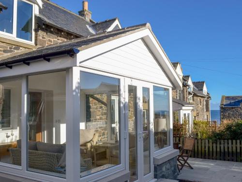 Dunstan House | Aidan Cottage