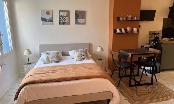 Chaille-les-Marais Apartment | Aigrette, Gîte 2 Personnes Avec Piscine Chauffée, Sud Vendée Littoral