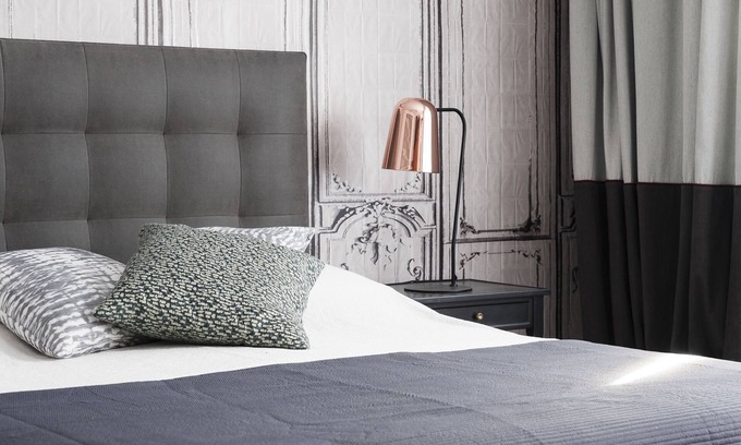 Aigues-Mortes Medieval City Apartment | Aigues Mortes Old apartment totally renovated in the heart of the ramparts