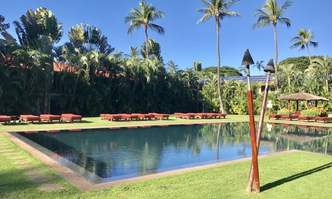 Historic Lahaina Front Street Apartment | Aina Nalu B106