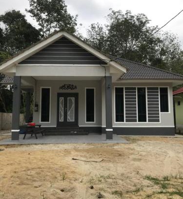 Pasir Mas House | AINUL HOMESTAY
