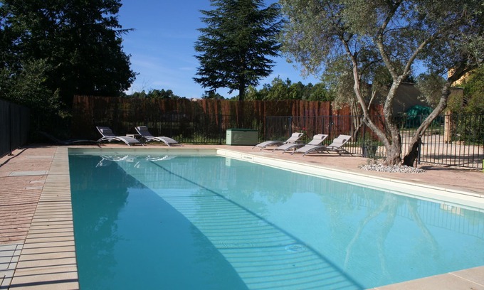 Saint-Julien-de-Peyrolas Villa | Air-conditioned villa for 9 people (+2 babies) with private heated pool 11X5m