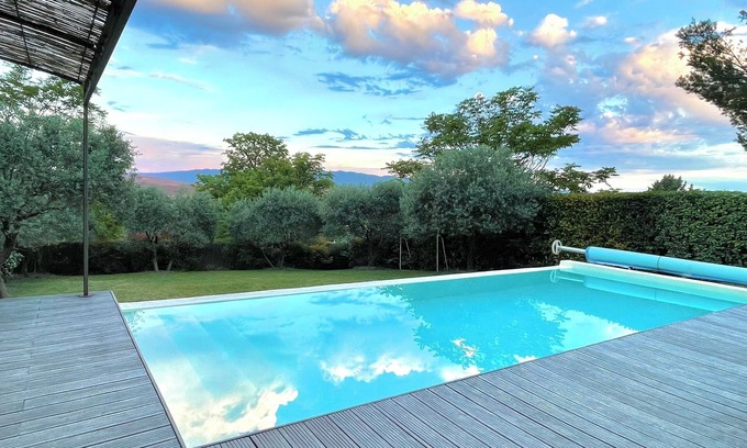 Saint-Saturnin-les-Apt House | Air-conditioned design house exceptional view on Luberon, heated infinity pool